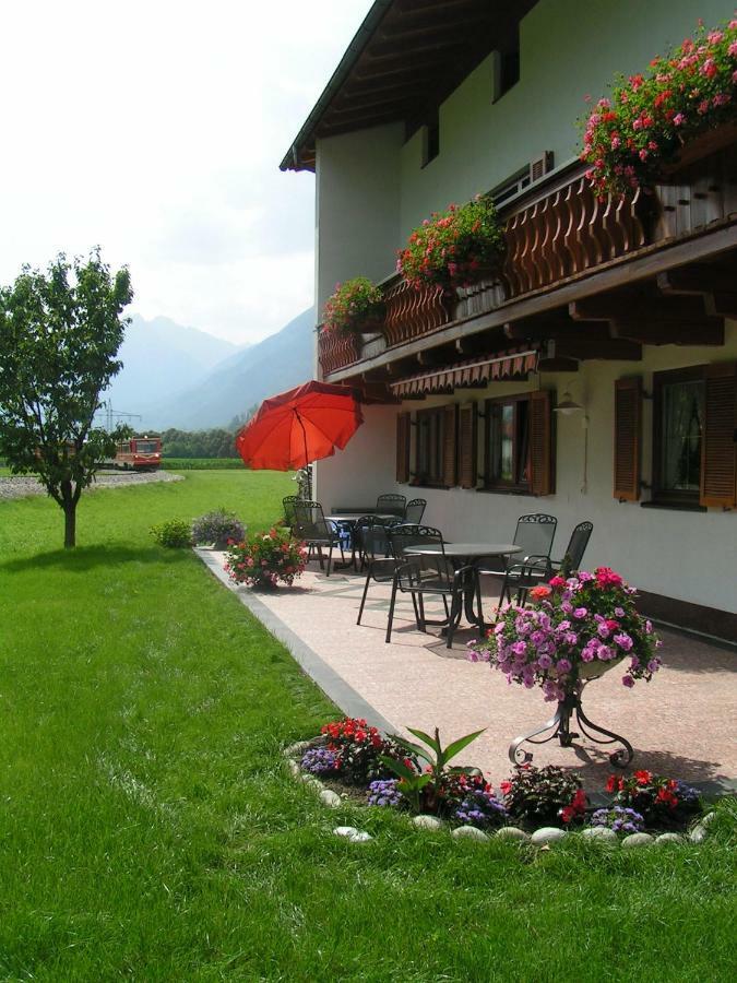 Gaestehaus Luxner Щрас им Цилертал Екстериор снимка
